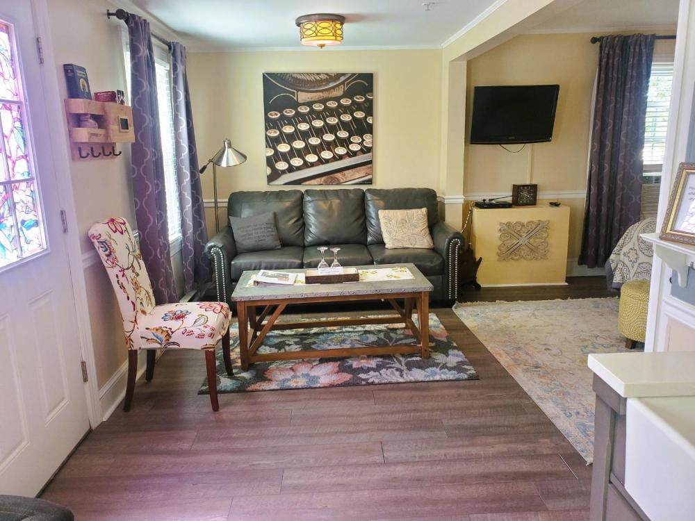 Vandiver Inn